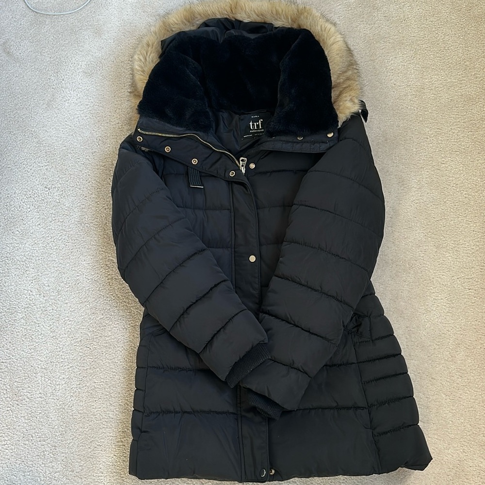Zara Mid-Length Hooded Down Jacket